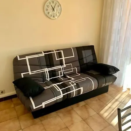 Studio A 50m De La Mer, Belle Terrasse Plein Sud * Saint-Raphael (Var)